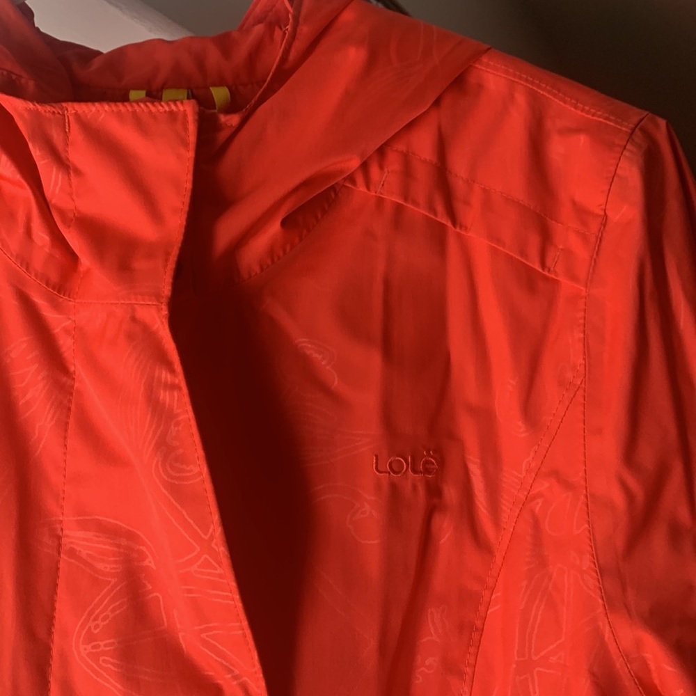 Woman’s small Lole rain coat - Picture 3 of 7